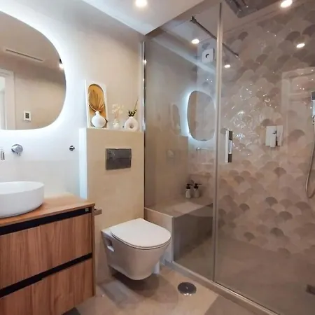 Stunning With Sea Views At Calle Carabeo, Apartment Nerja