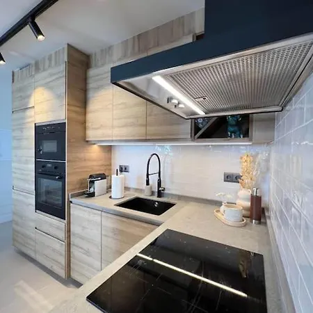 Stunning With Sea Views At Calle Carabeo, Apartment *